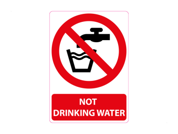 Not drinking water, met tekst